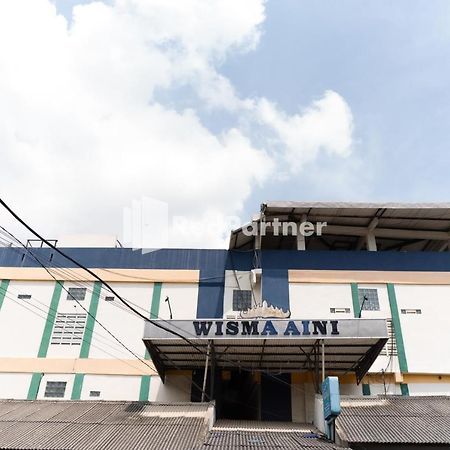Wisma Aini Syariah Mitra Reddoorz Bandar Lampung Kültér fotó