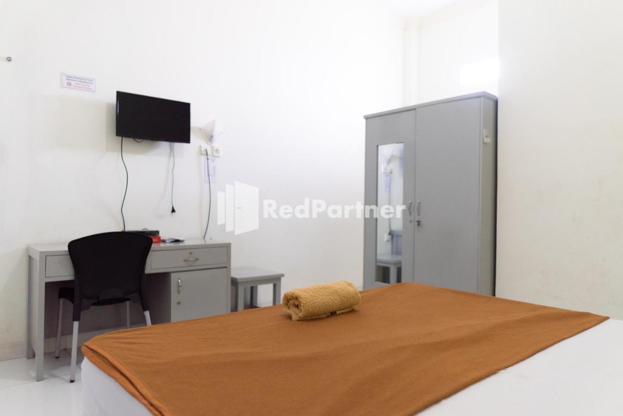 Wisma Aini Syariah Mitra Reddoorz Bandar Lampung Kültér fotó
