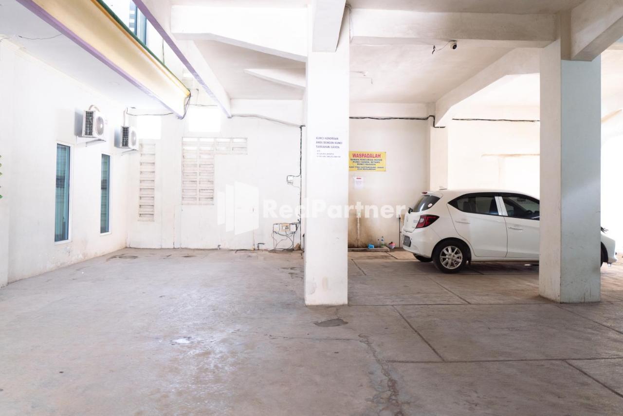 Wisma Aini Syariah Mitra Reddoorz Bandar Lampung Kültér fotó