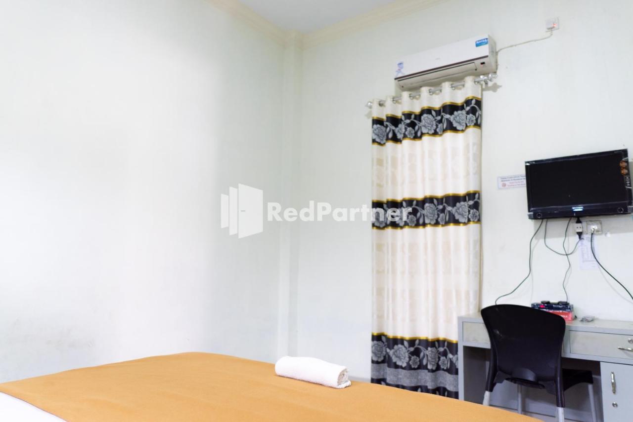 Wisma Aini Syariah Mitra Reddoorz Bandar Lampung Kültér fotó